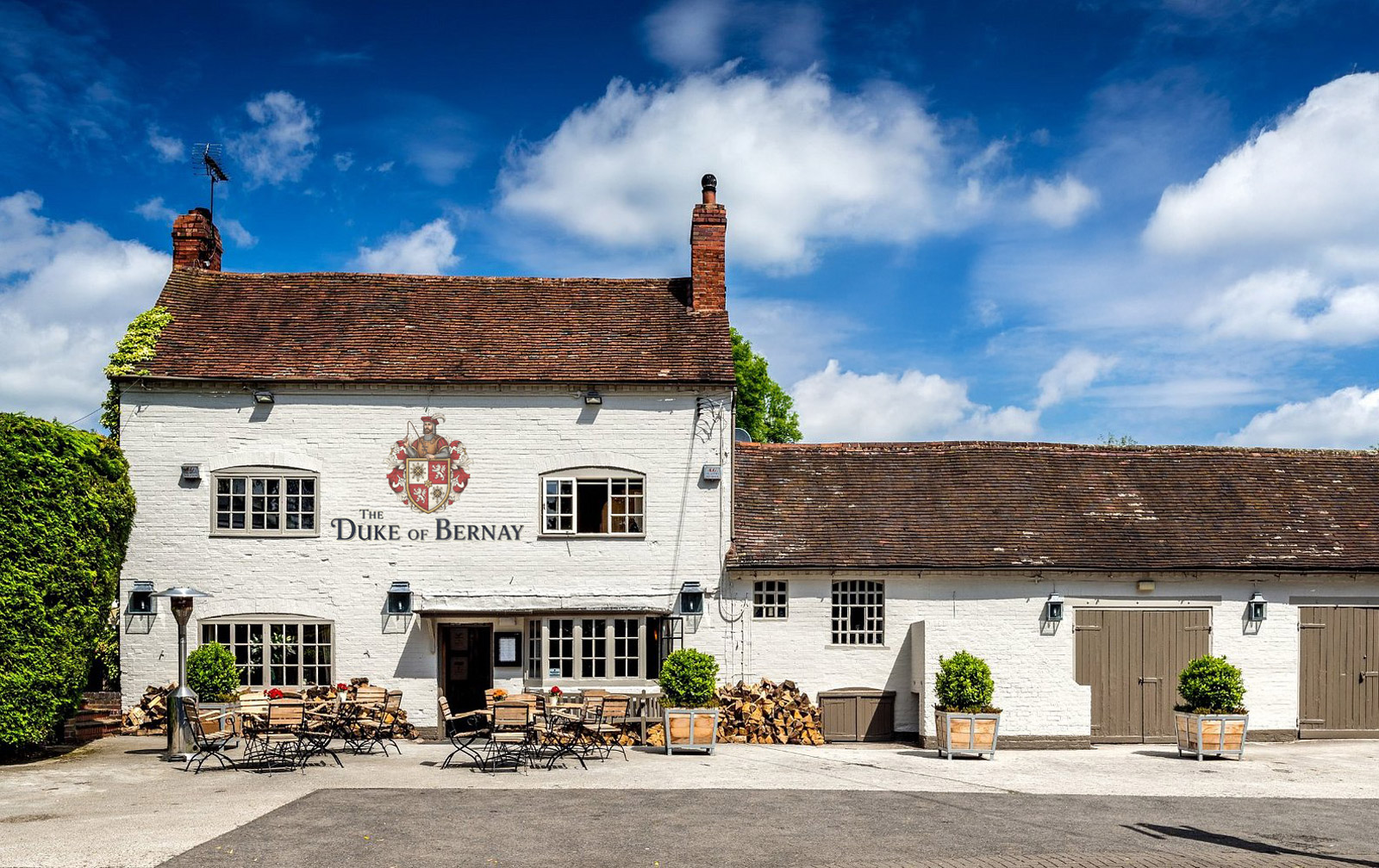 The Duke of Bernay hospitality website project